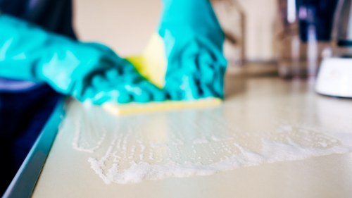 Professional deep cleaning services in Bermondsey for kitchens and bathrooms